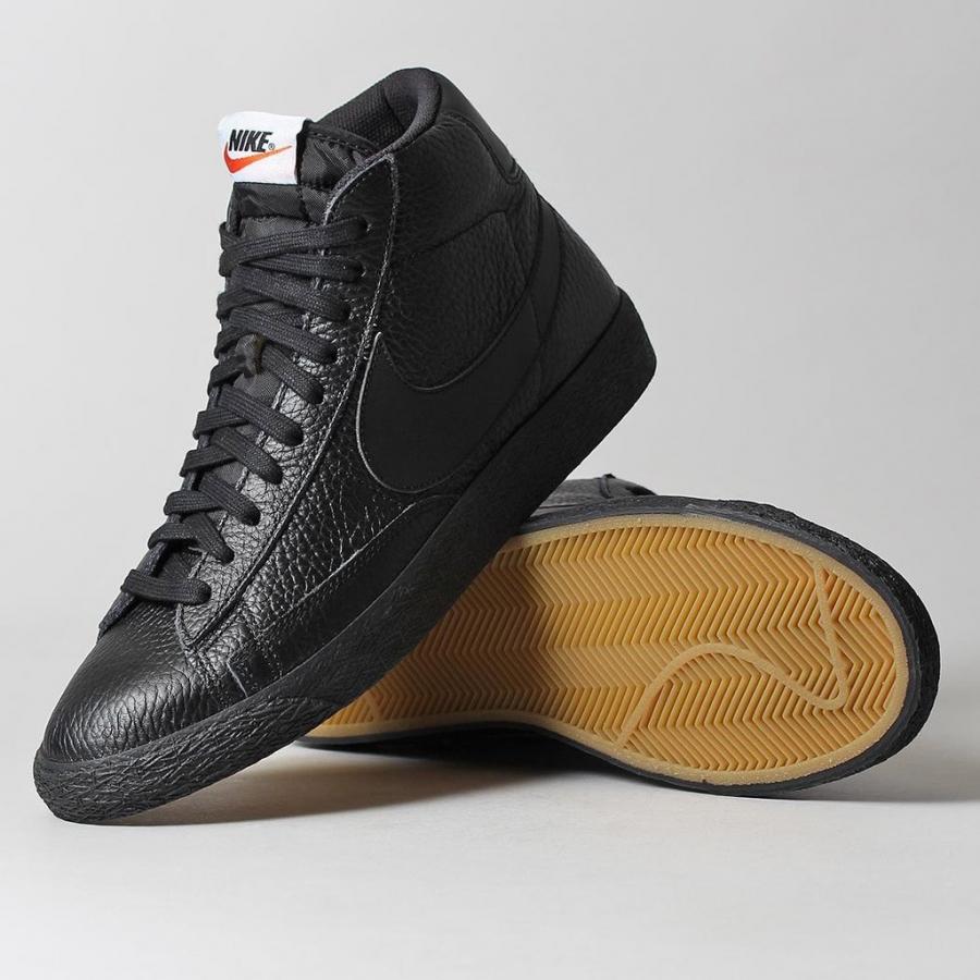 Nike Blazer Mid Premium 09 in BLACK / Black/White
